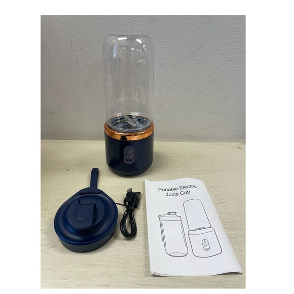 NIB - Small Portable Juicer Blender, Gray - USB-C Charging Cable - Picture 4 of 13